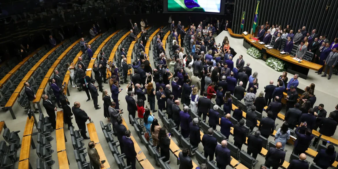 um-terco-dos-partidos-explicou-controle-de-emendas-parlamentares